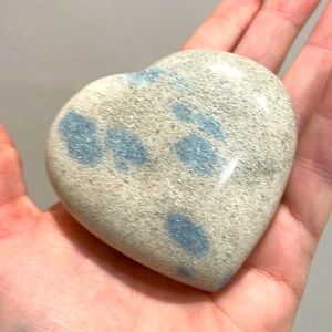 Raindrop Azurite (K2) crystal large puffy heart nwt